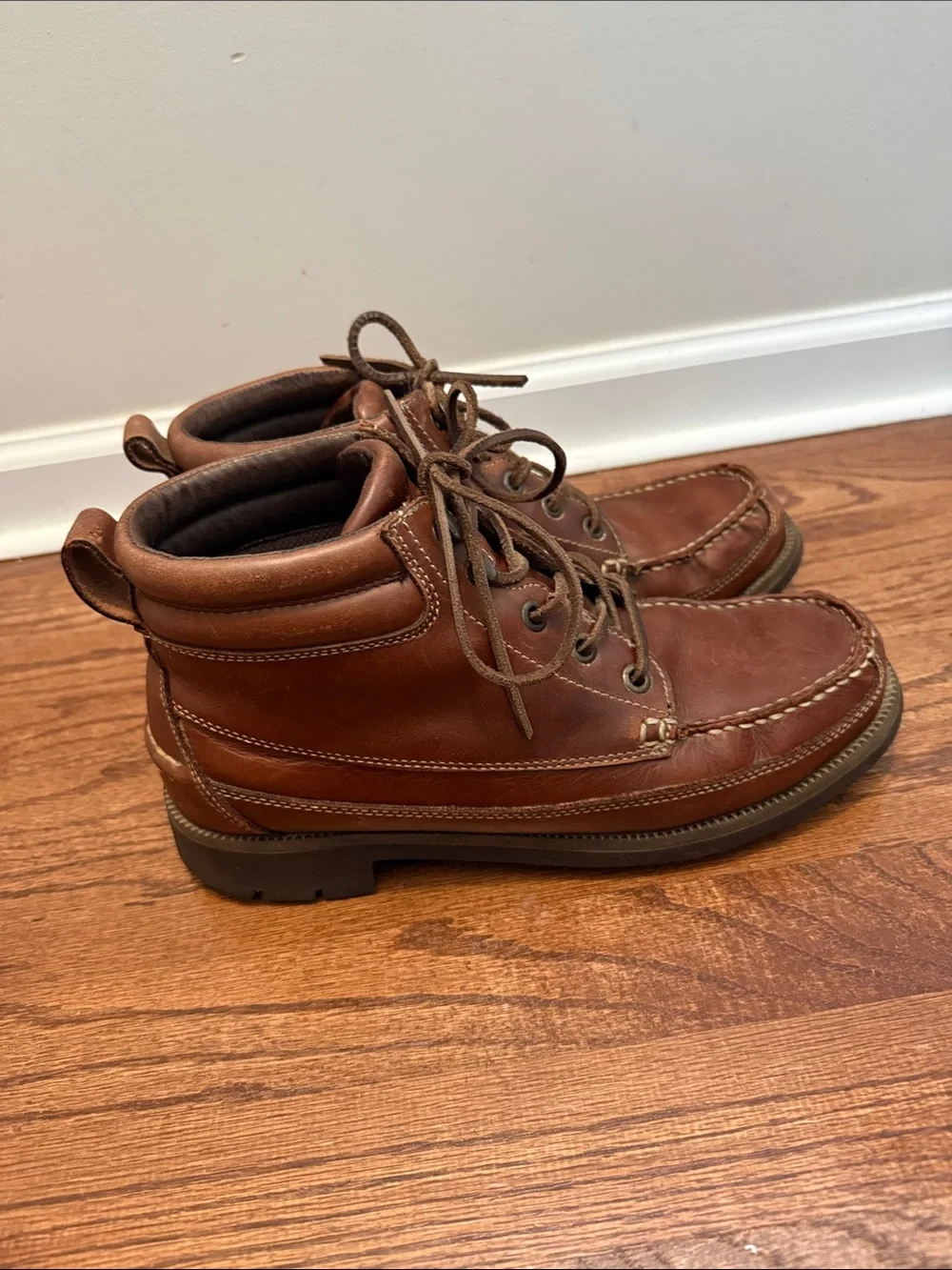 Cabela's Brown Leather Chukka Moc Toe Lace-Up Boots